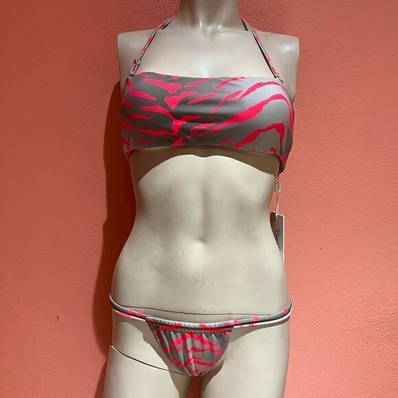 Beach bunny bikini set!!  - Picture 1 of 11